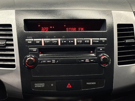 MITSUBISHI OUTLANDER 2.4 170ch 4X4 ETHANOL - BVA - PACK CONFORT - ATTELAGE - RÉGULATEUR DE VITESSE