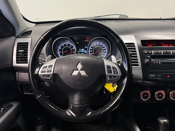 MITSUBISHI OUTLANDER 2.4 170ch 4X4 ETHANOL - BVA - PACK CONFORT - ATTELAGE - RÉGULATEUR DE VITESSE