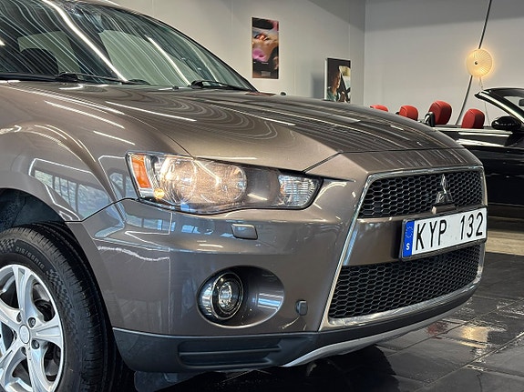 MITSUBISHI OUTLANDER 2.4 170ch 4X4 ETHANOL - BVA - PACK CONFORT - ATTELAGE - RÉGULATEUR DE VITESSE