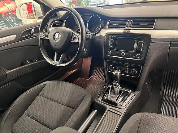 Skoda Superb 14 of 15