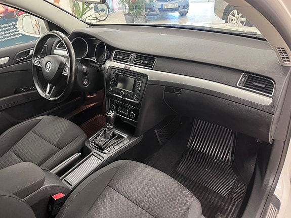 Skoda Superb 13 of 15