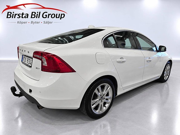 Volvo S60 3 of 23