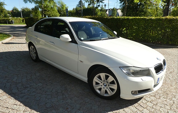 BMW 318i 4 of 9