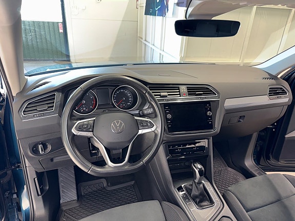 Volkswagen Tiguan 13 of 21