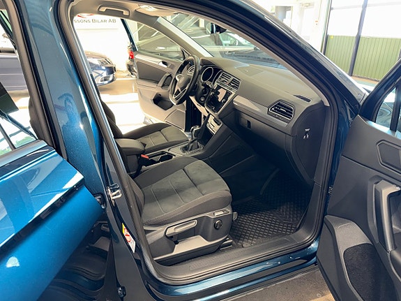 Volkswagen Tiguan 14 of 21