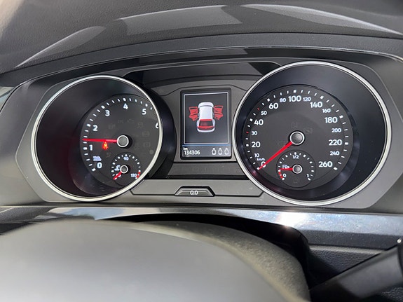 Volkswagen Tiguan 19 of 21
