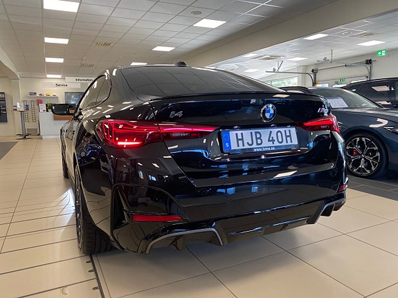 BMW i4 11 of 11