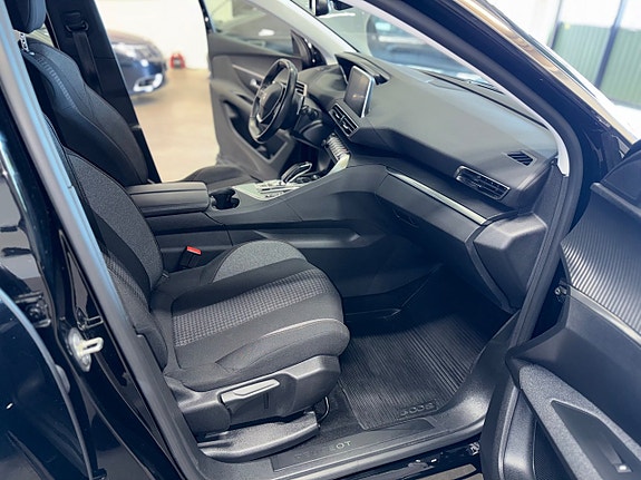 Peugeot 5008 20 of 23