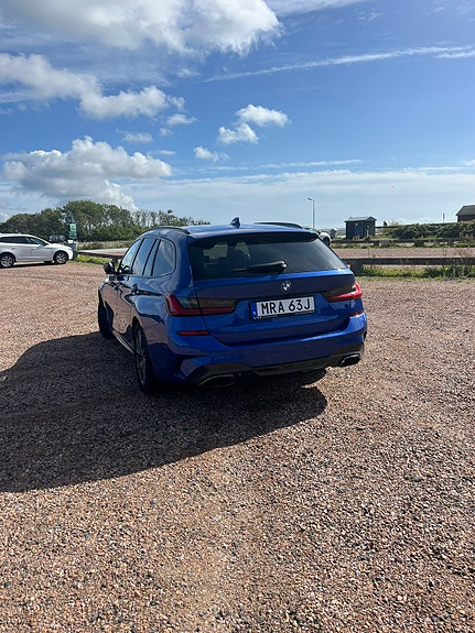 BMW M340d 2 of 6