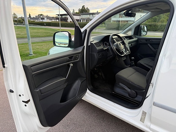 Volkswagen Caddy 8 of 11