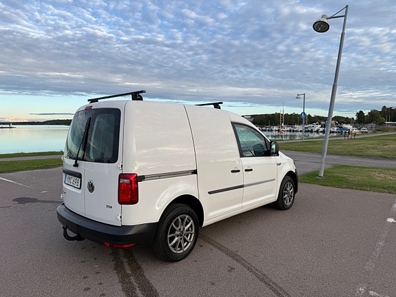 Volkswagen Caddy 2 of 11