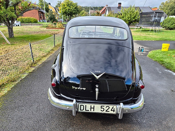 Volvo PV 4 of 11