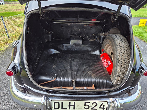 Volvo PV 10 of 11