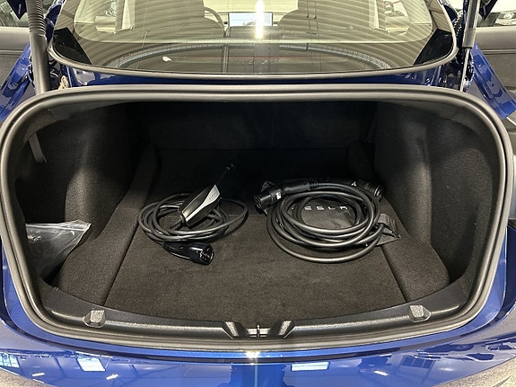 Tesla Model 3 15 of 24