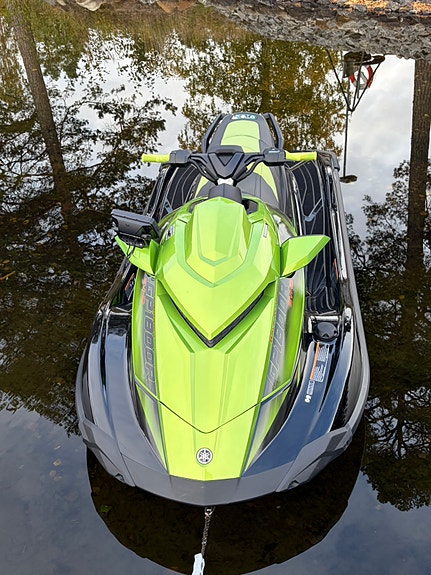 Yamaha GP1800R SVHO 2 of 4