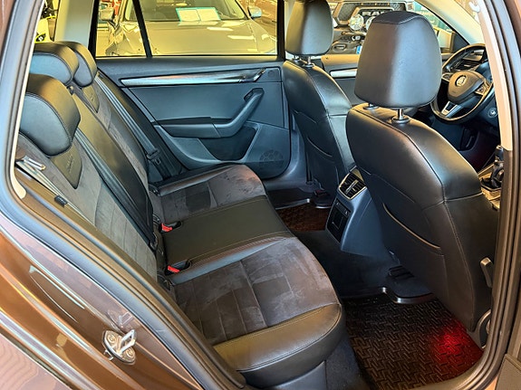 Skoda Octavia Scout 20 of 30