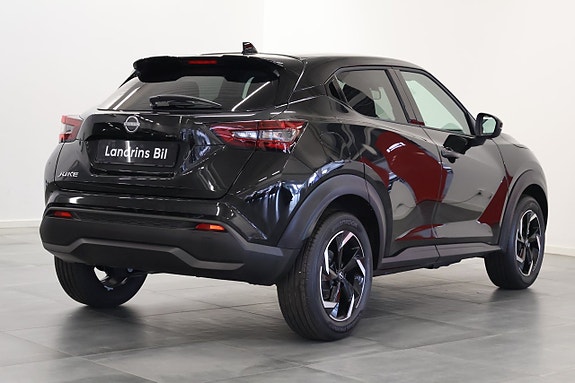 Nissan Juke 2 of 18