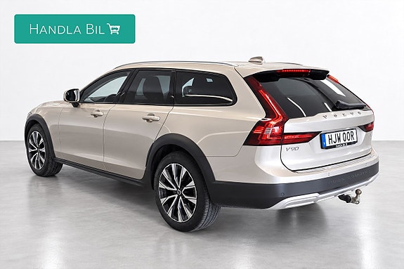 Volvo V90 Cross Country 6 of 18