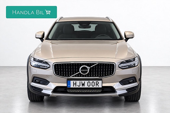 Volvo V90 Cross Country 2 of 18