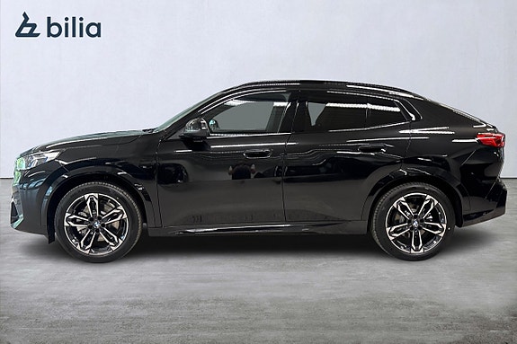BMW iX2 3 of 19