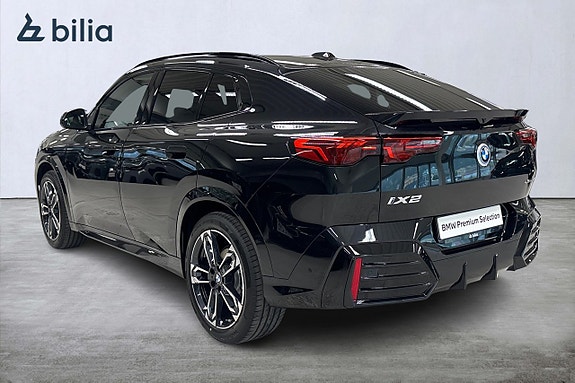 BMW iX2 2 of 19