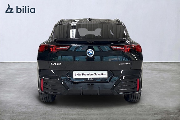 BMW iX2 4 of 19
