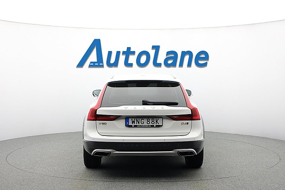 Volvo V90 Cross Country 7 of 26