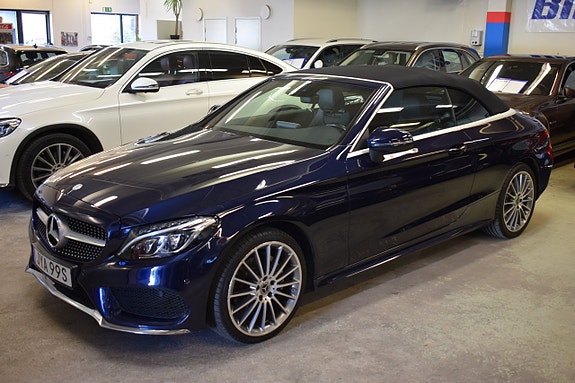 Mercedes-Benz C200 16 of 18