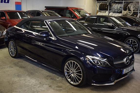 Mercedes-Benz C200 15 of 18