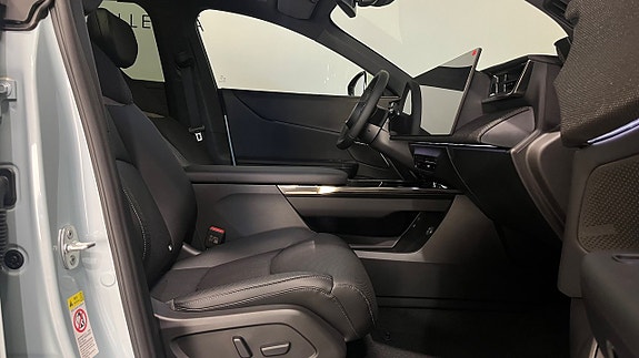 Mazda CX-6e 6 of 15