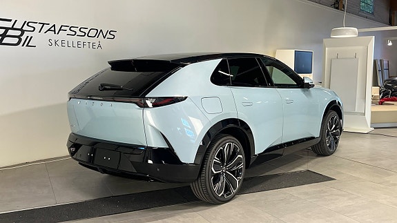 Mazda CX-6e 4 of 15