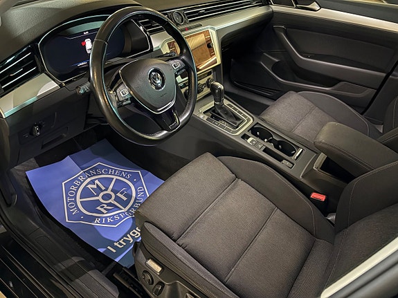 Volkswagen Passat 5 of 8