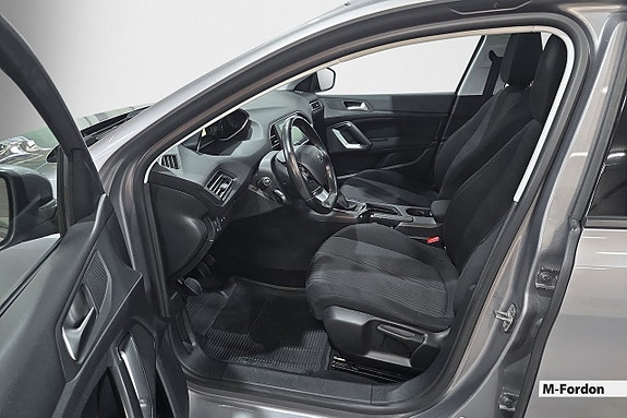 Peugeot 308 SW 7 of 17