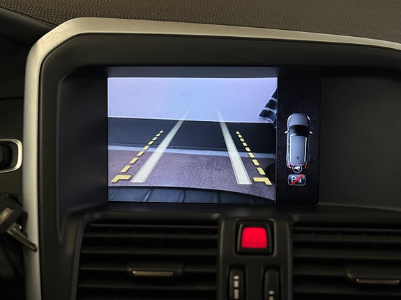 Volvo XC60 24 of 28