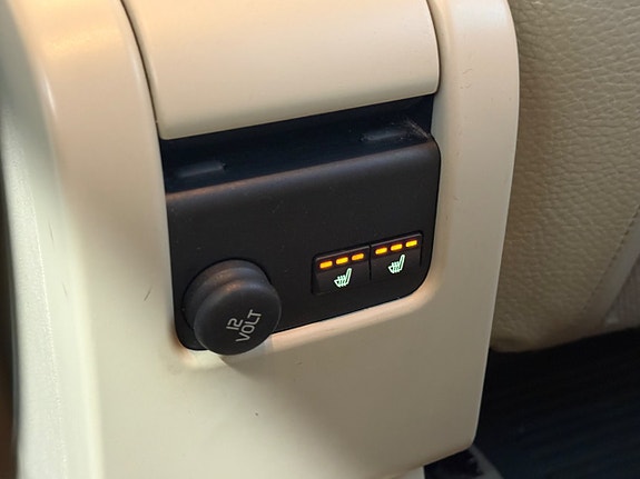 Volvo XC60 21 of 28