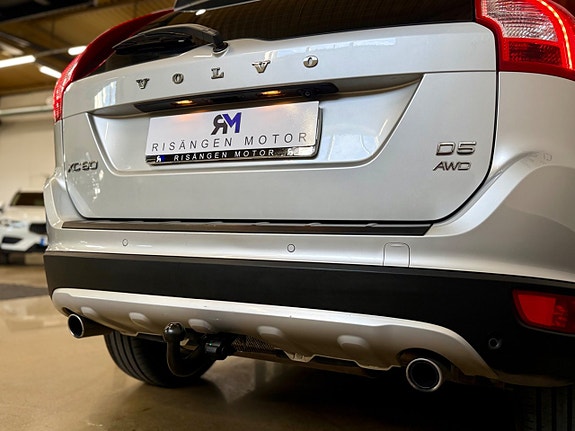 Volvo XC60 8 of 28