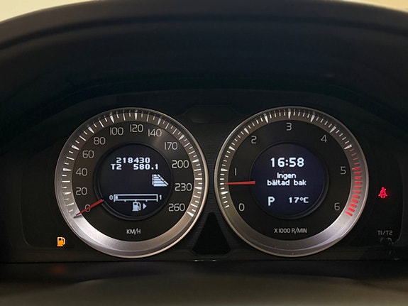Volvo XC60 28 of 28
