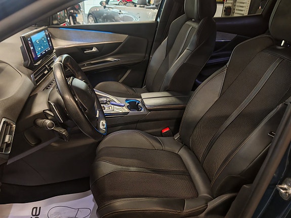 Peugeot 3008 8 of 15