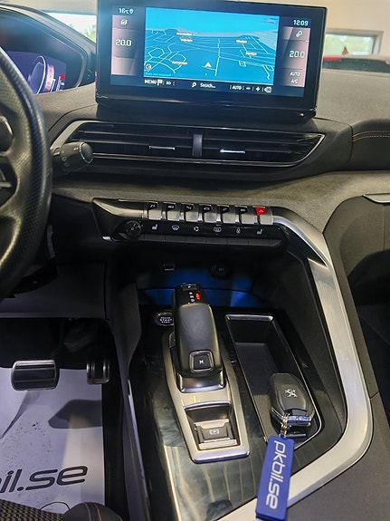 Peugeot 3008 10 of 15