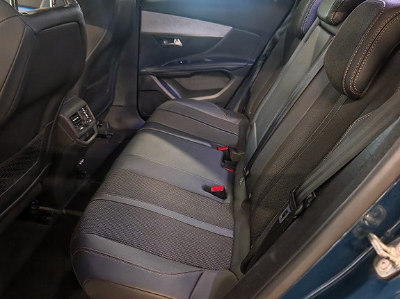 Peugeot 3008 13 of 15