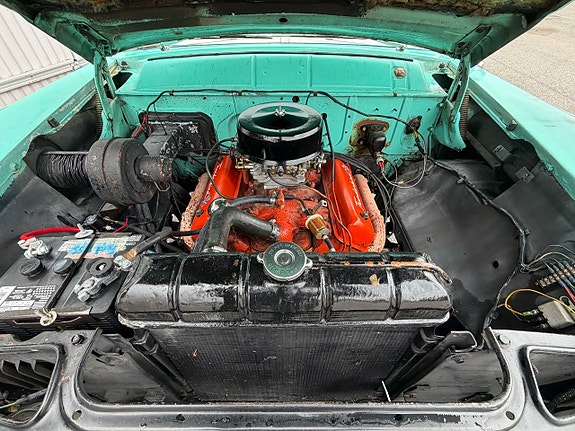 Ford Fairlane 13 of 16
