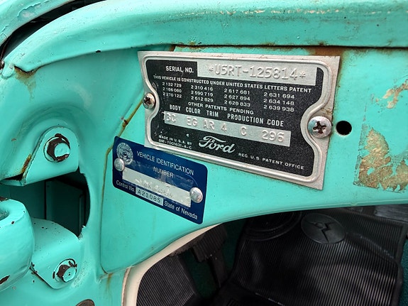 Ford Fairlane 16 of 16