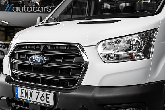 Ford Transit 9 of 25