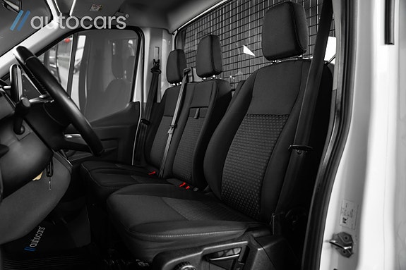 Ford Transit 23 of 25