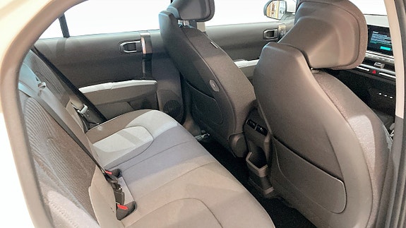 Kia EV3 5 of 19