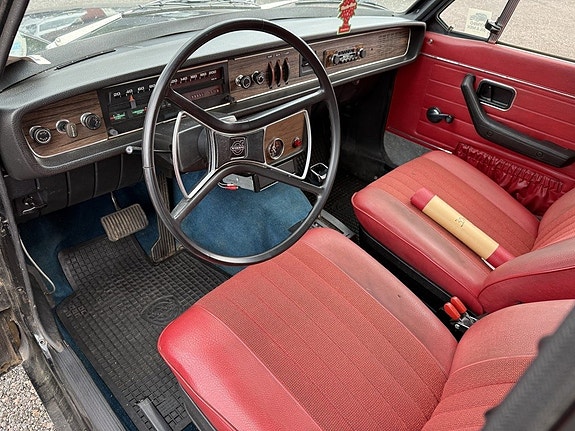 Volvo 144 21 of 23