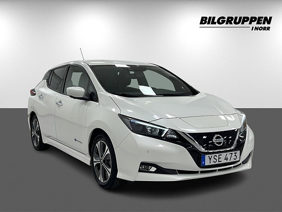 Nissan Leaf 4 of 22
