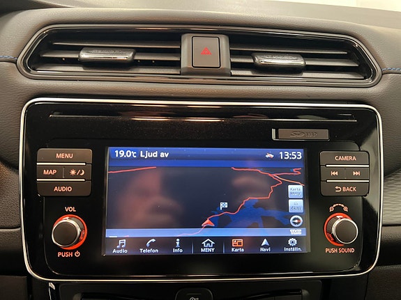 Nissan Leaf 12 of 22