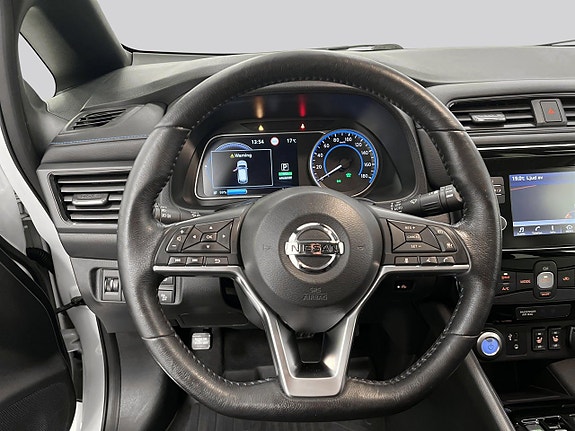Nissan Leaf 20 of 22