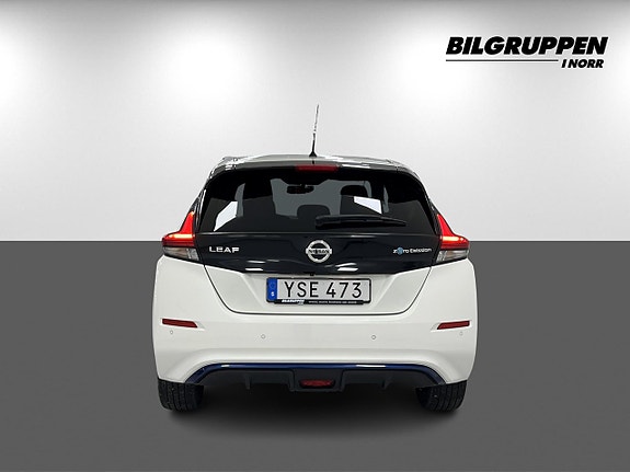 Nissan Leaf 6 of 22